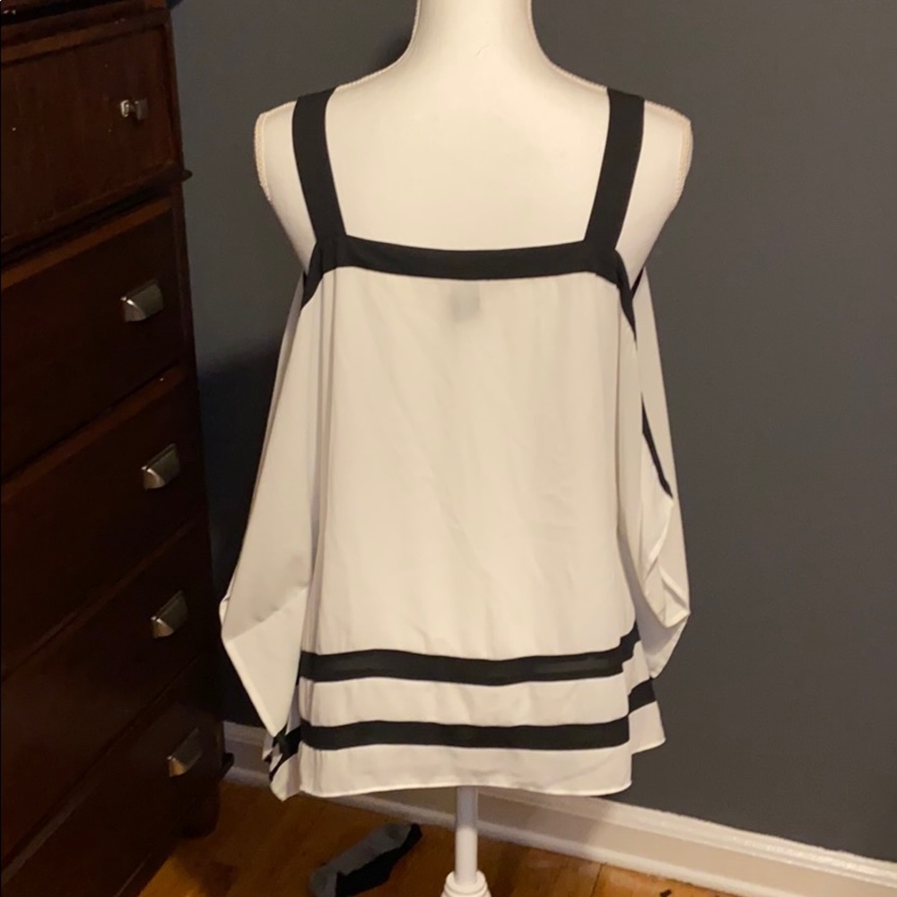Cold Shoulder Top - Picture 3 of 5